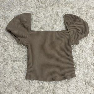 Top with puff sleeves